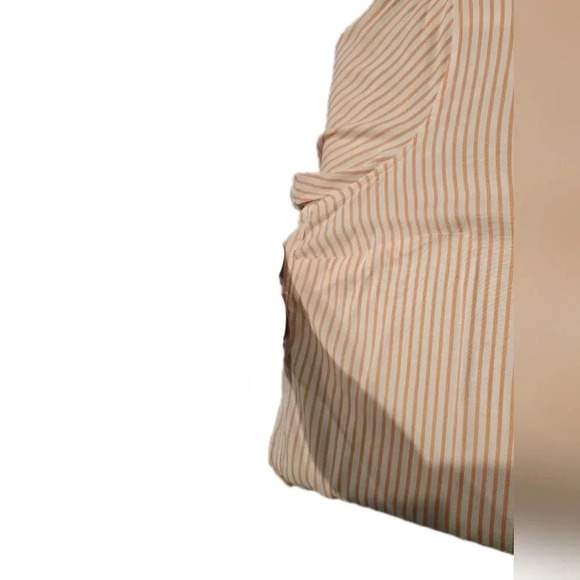 Torrid, Size 1X, Orange/White Button-Up Short-Sleeve Crop Blouse - Picture 6 of 16